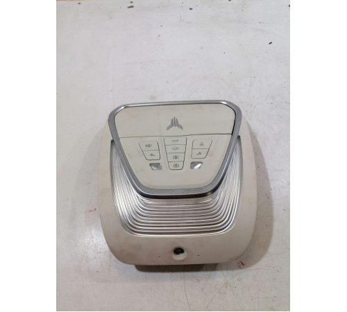 Плафон освещения салона