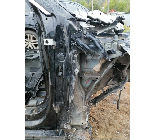 Стойка передней двери правая