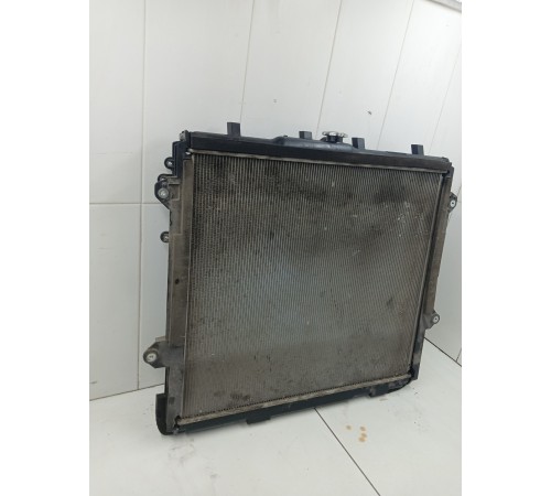 Радиатор охлаждения двигателя