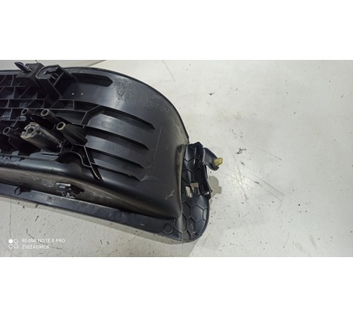 Накладка порога (передняя правая)