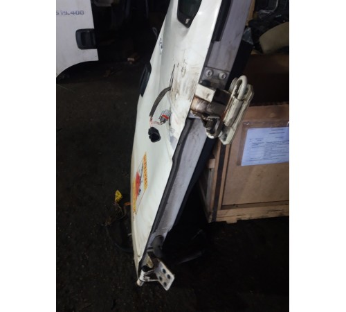 Дверь кабины правая в сборе