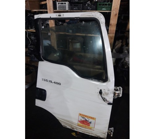 Дверь кабины правая в сборе