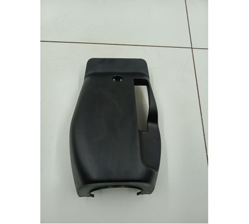 Кожух рулевой колонки нижний