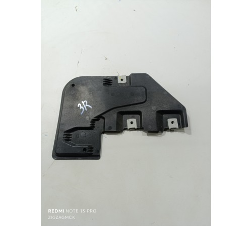 Защита днища задняя правая