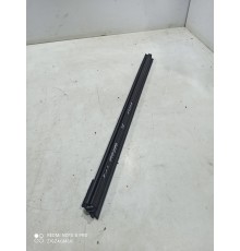 Уплотнитель стекла (задний левый внутренний)