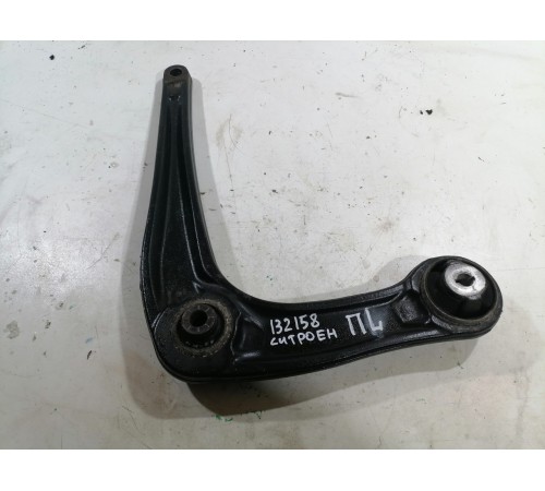 Рычаг подвески  передний левый