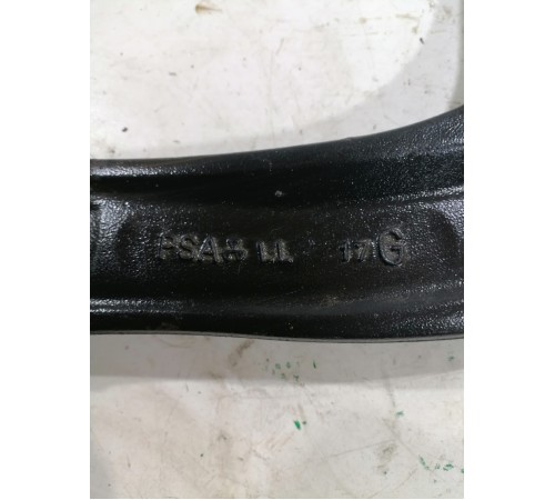 Рычаг подвески  передний левый