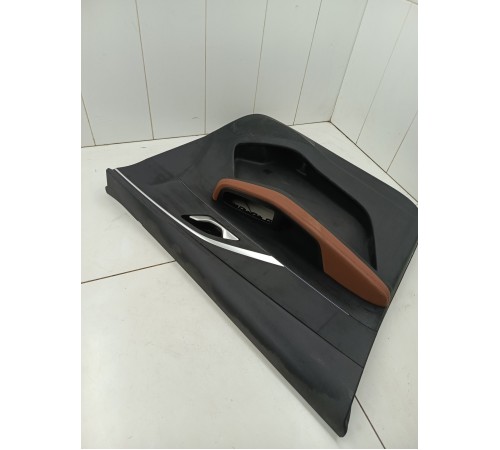 Обшивка двери передняя левая