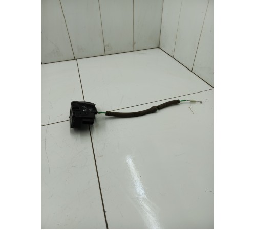 Замок двери задний левый