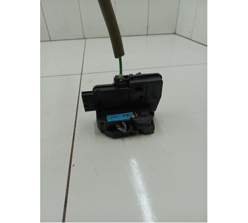 Замок двери задний левый