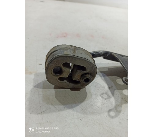 Кронштейн(крепление) глушителя