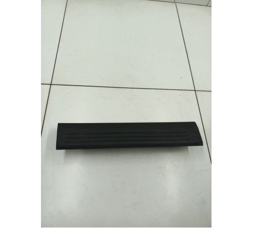 Накладка порога задняя правая