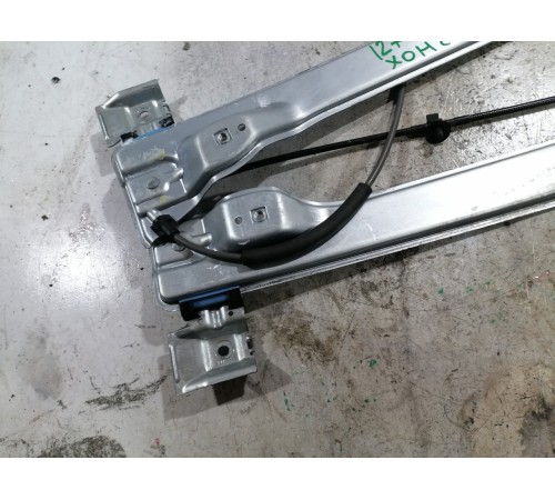 Стеклоподьмник передний правый