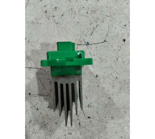 Резистор отопителя (печки) задний