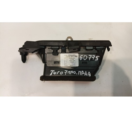 Дефлектор воздушный правый