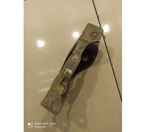 Петля капота(правая)