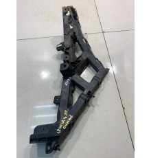 Кронштейн заднего бампера (правый)