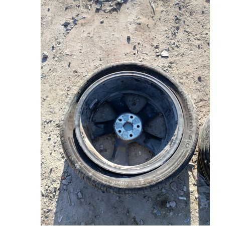 Комплект колес 235/45 R19
