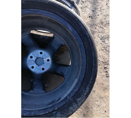 Комплект колес 235/45 R19