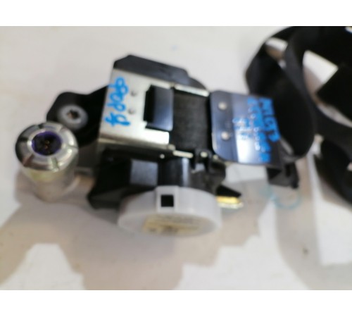 Ремень безопасности передний левый