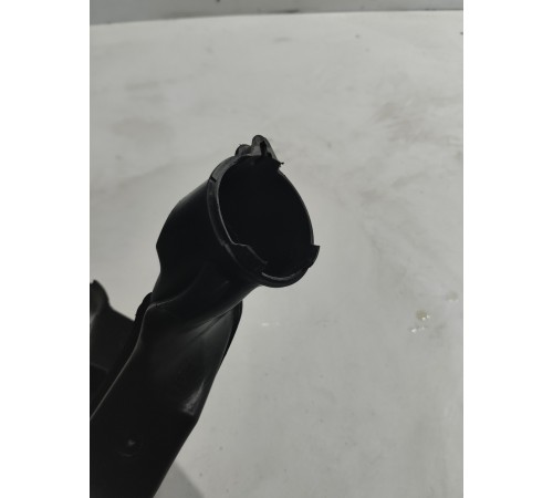 Воздуховод (правый)