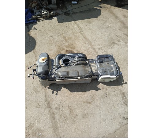 Бак топливный