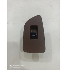 Кнопка стеклоподъемника (задняя правая)