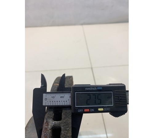 Тормозной диск (передний, правый)