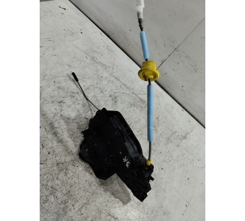 Замок двери задний правый