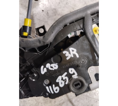 Замок двери задний правый