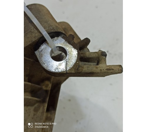 Редуктор передний