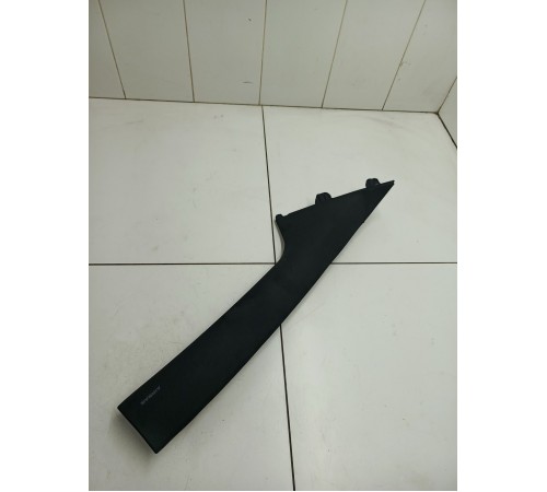 Обшивка стойки лобового стекла правая