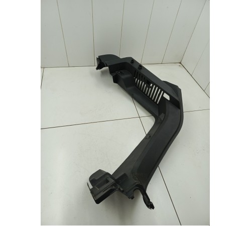 Держатель задней полки правый