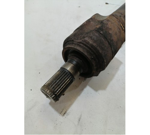 Привод (полуось) передний правый