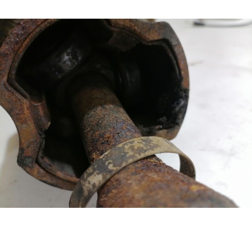 Привод (полуось) передний правый