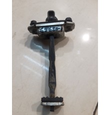 Ограничитель двери (задний, левый)