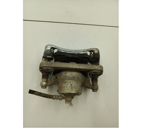 Суппорт передний правый