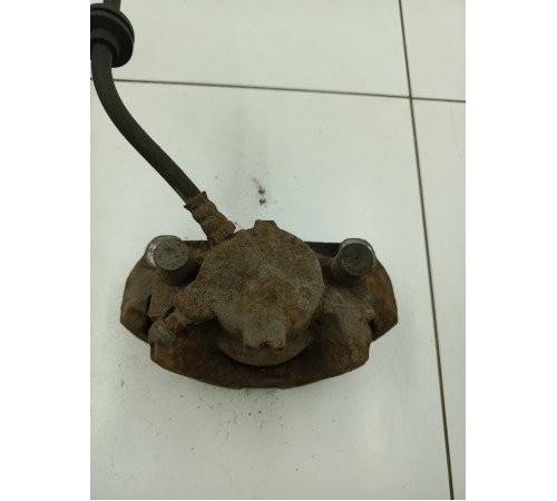 Суппорт передний левый