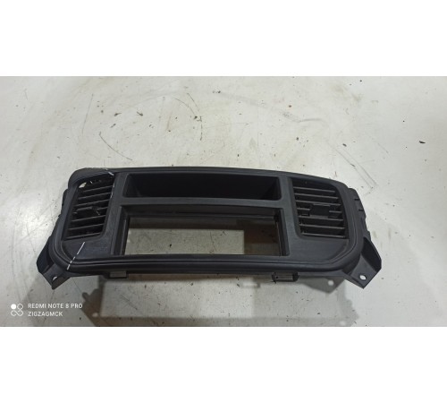 Накладка торпедо правая