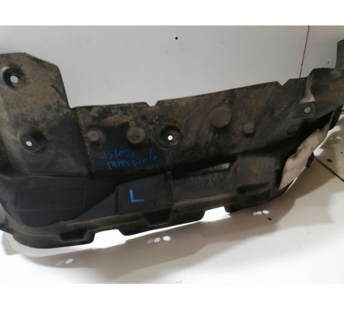 Подкрылок передний левый, локер