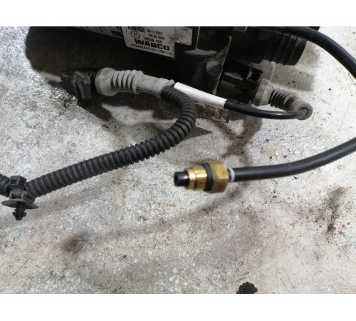 Компрессор пневмоподвески