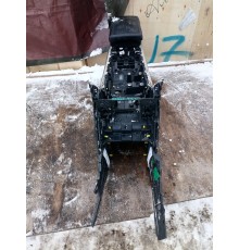 Центральная консоль с подлокотником