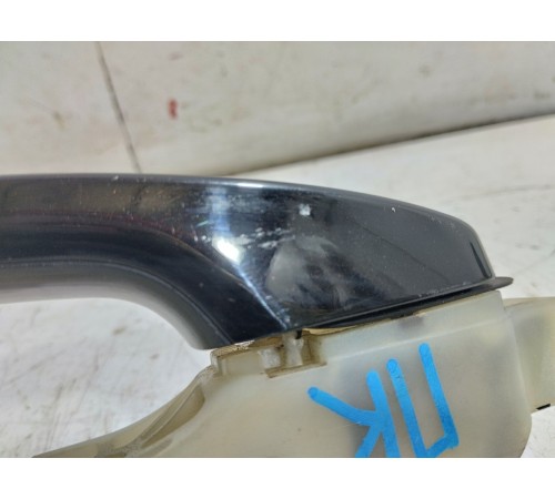 Ручка двери передняя правая внешняя