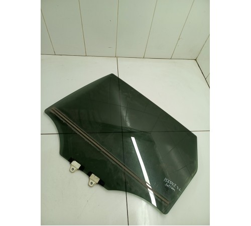 Стекло двери заднее левое