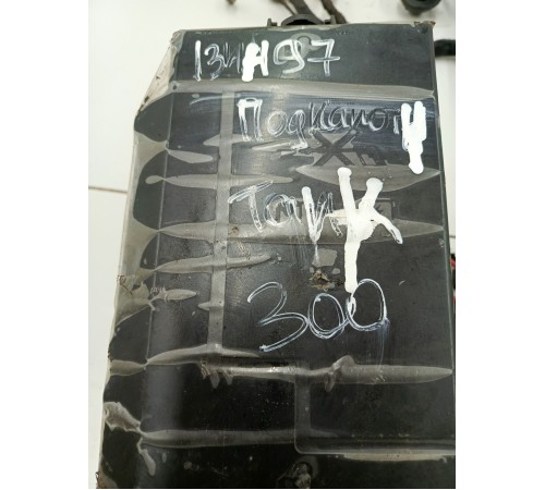 Электропроводка подкапотная с блоком предохранителей