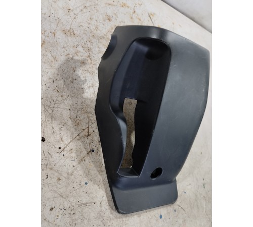 Кожух рулевой колонки нижний