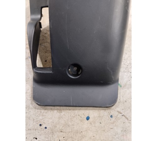 Кожух рулевой колонки нижний