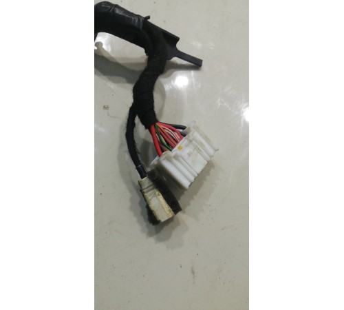 Электропроводка крышки багажника