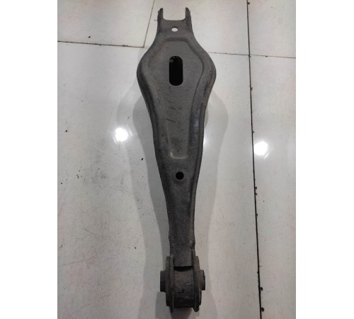 Рычаги подвески (задний, левый, нижний)