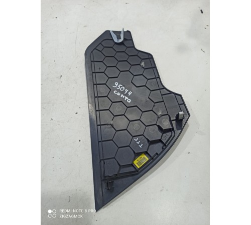 Накладка центральной консоли правая